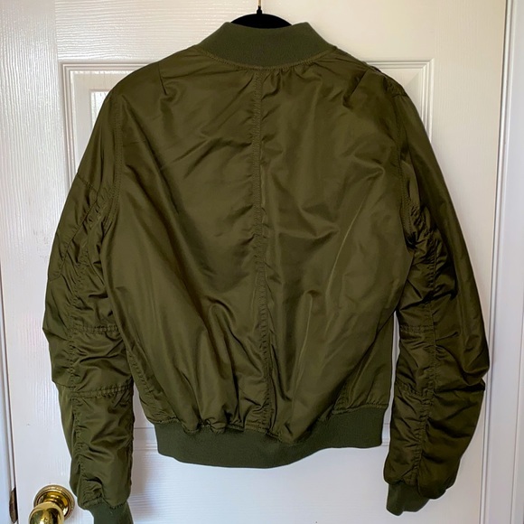 TOPSHOP Oversized Bomber Jacket - Picture 2 of 4